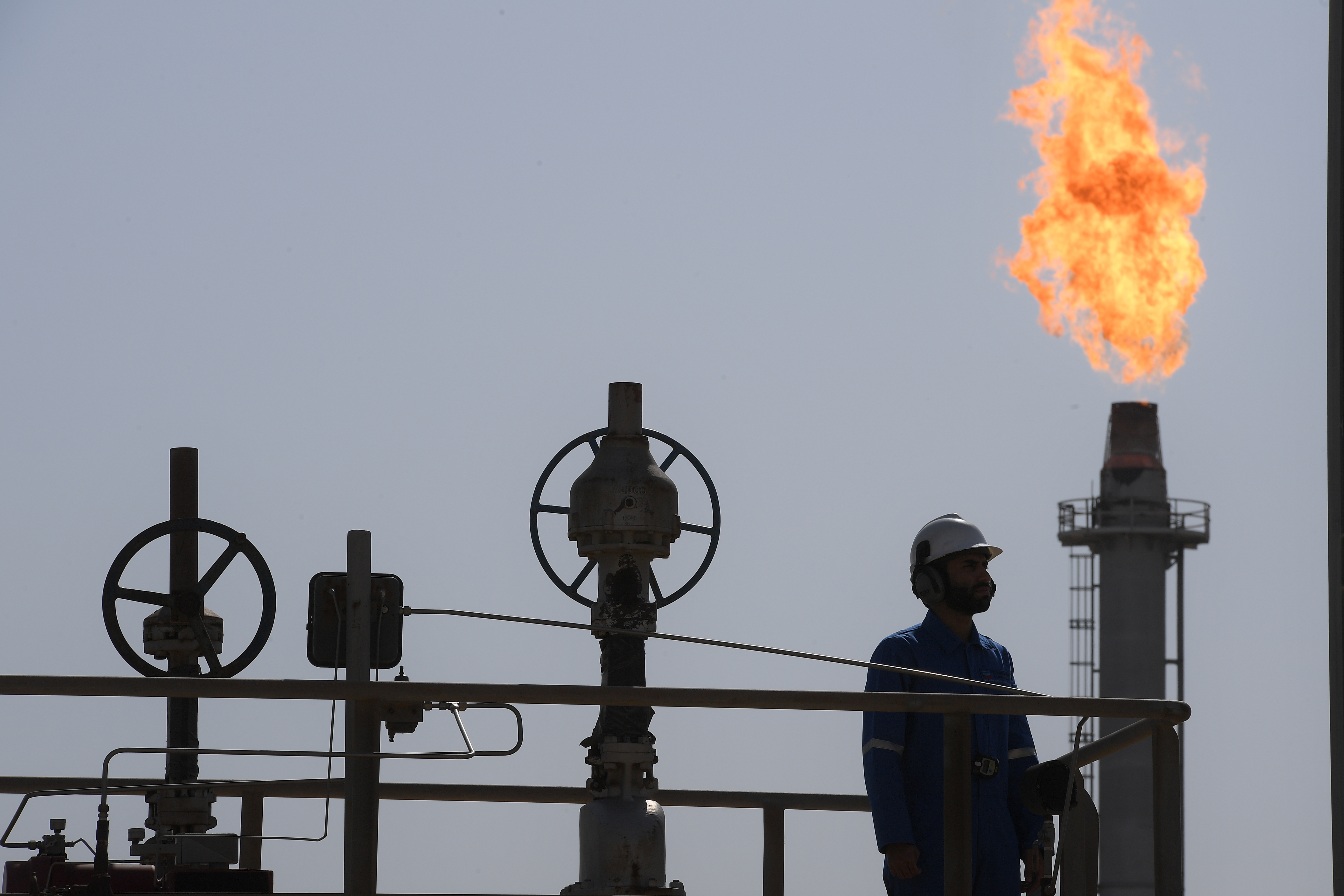 Operator at a gas handling unit